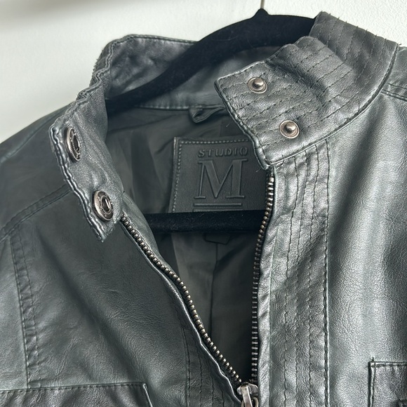 Studio M Classic Green Leather Jacket - Picture 7 of 12
